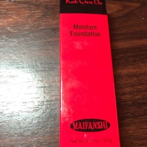 Maifanshi Moisture Foundation Shade 112